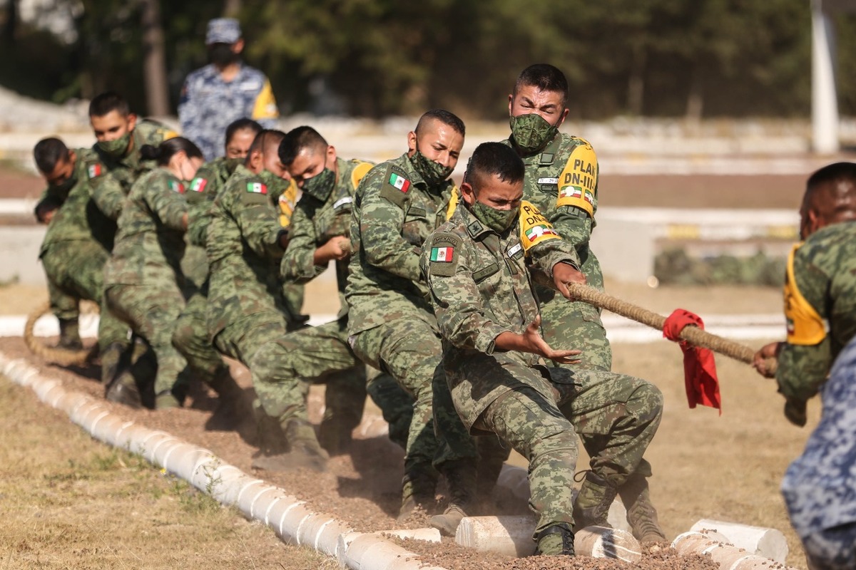 Militares concluyeron sus entrenamientos / Octavio Hoyos