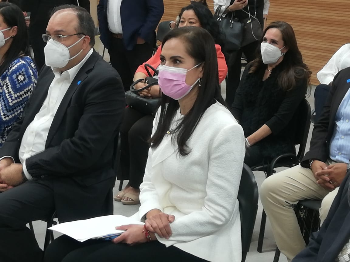 Se registra Alejandra Gutiérrez para competir por alcaldía de León