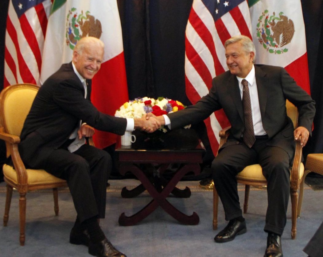 Joe Biden y López Obrador durante una reunión oficial en 2012. (Cuartoscuro / Archvio)