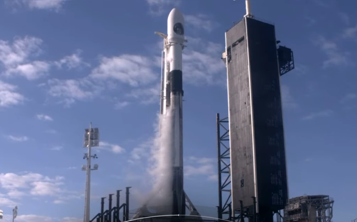 SpaceX envía con éxito un satélite espía en última misión de 2020 (SpaceX).