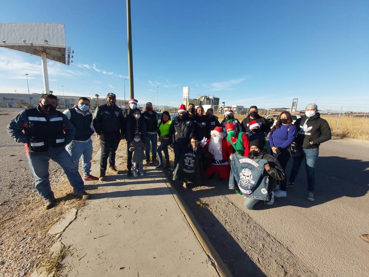 El motoclub 'Vidas en dos ruedas' desde hace cinco años inició una campaña para recolectar juguetes. (Especial)