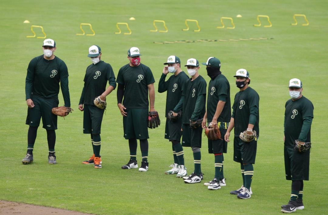 Entrenamiento de los Pericos de Puebla. (Agencia Enfoque)