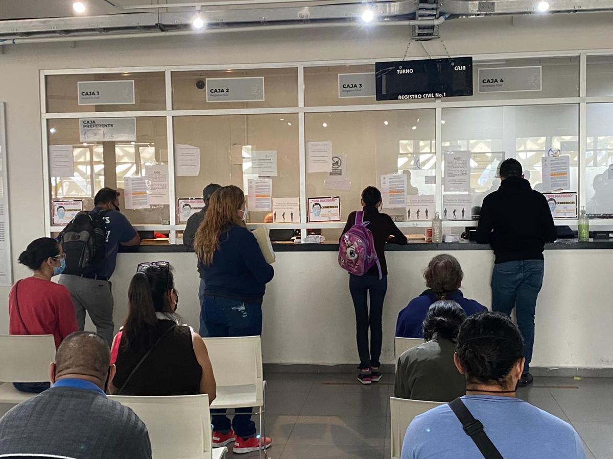 Durante fiestas decembrinas solo abrirán 4 registros civiles de Guadalajara. (Erick Breguer)