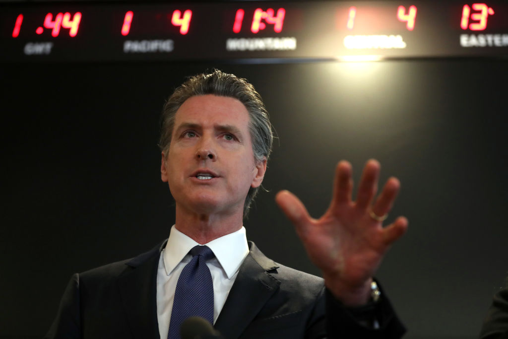 Gobernador de California, Gavin Newsom.