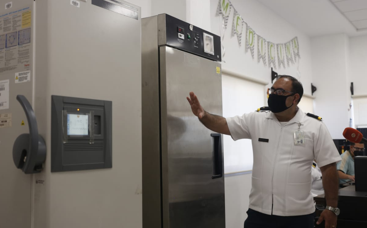 Las vacunas deberán ser colocadas en ultracongeladores para mantenerlas. (Ariana Pérez)