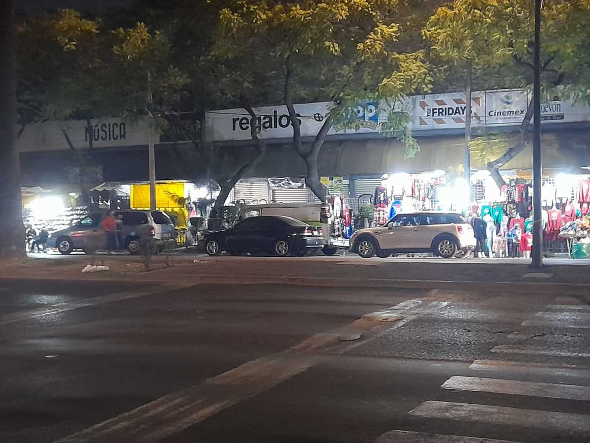 Comerciantes de periocoapa | Anwar Nájera