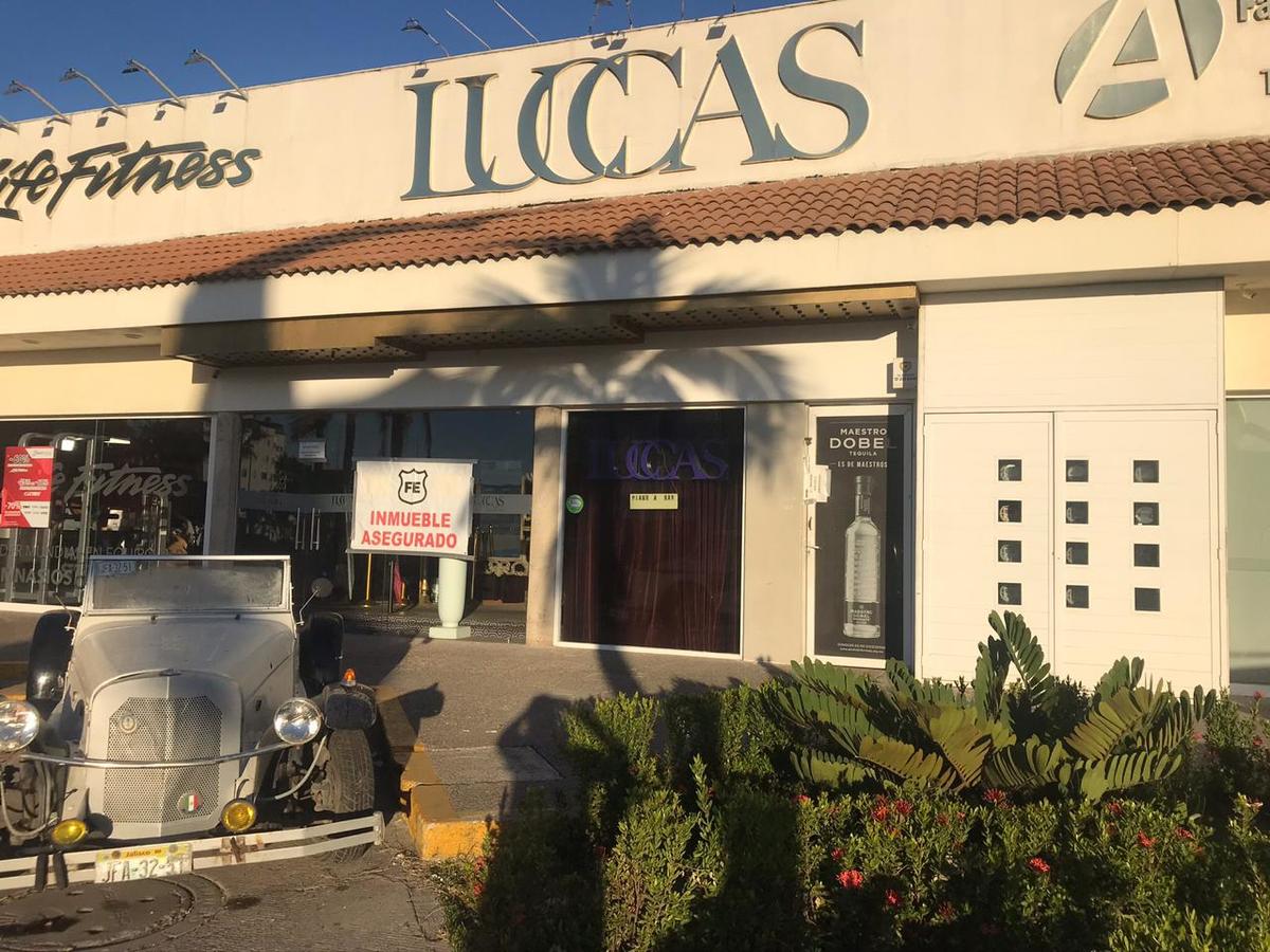 El bar Luccas en Puerto Vallarta también asegurado por la Fiscalía de Jalisco (Elsa Martha Gutiérrez)