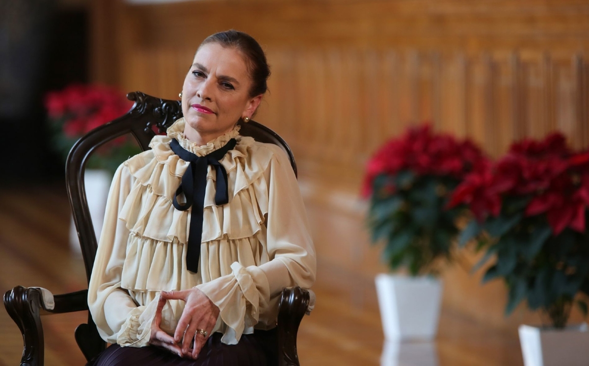 La escritora durante el mensaje de Navidad que envió junto a su esposo. (Presidencia)