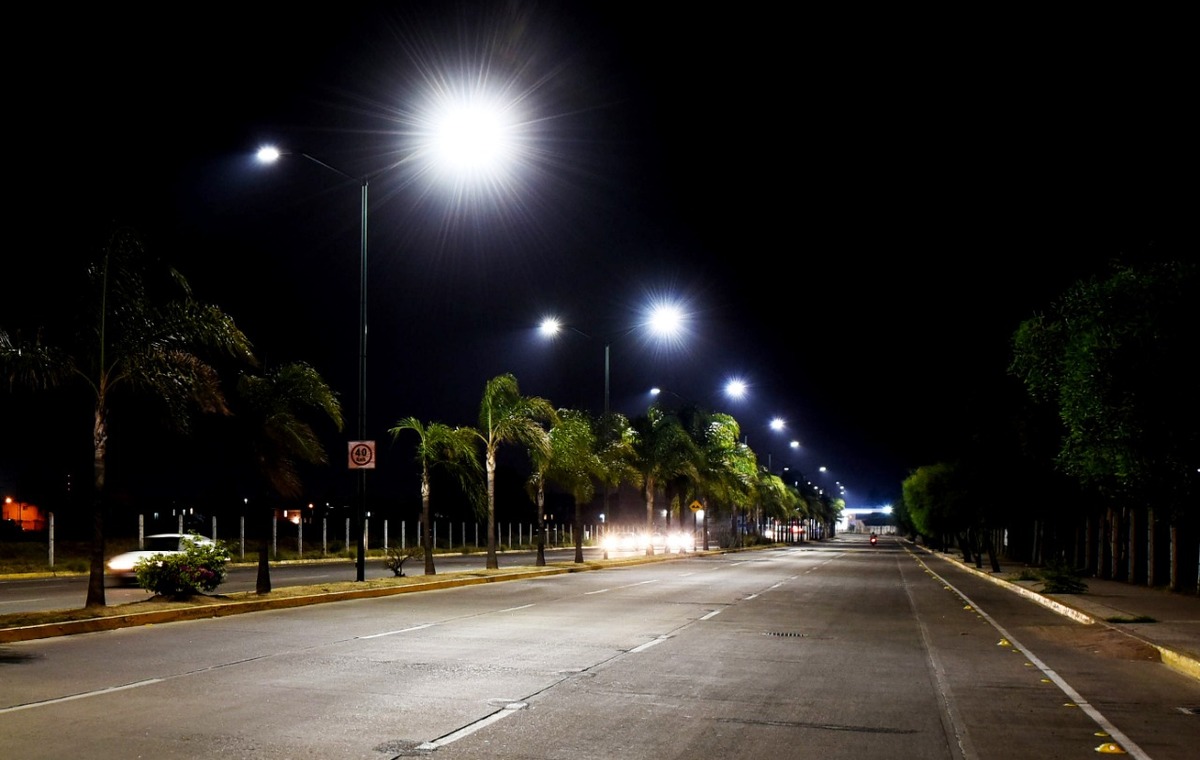 Irapuato con luminarias tipo LED