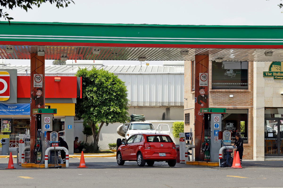 Gasolinera en Puebla. (Agencia Enfoque)