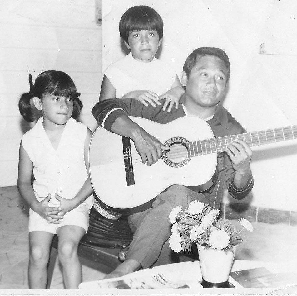 Maria Elena y Martha, las dos hijas mayores de Armando Manzanero | Martha Manzanero