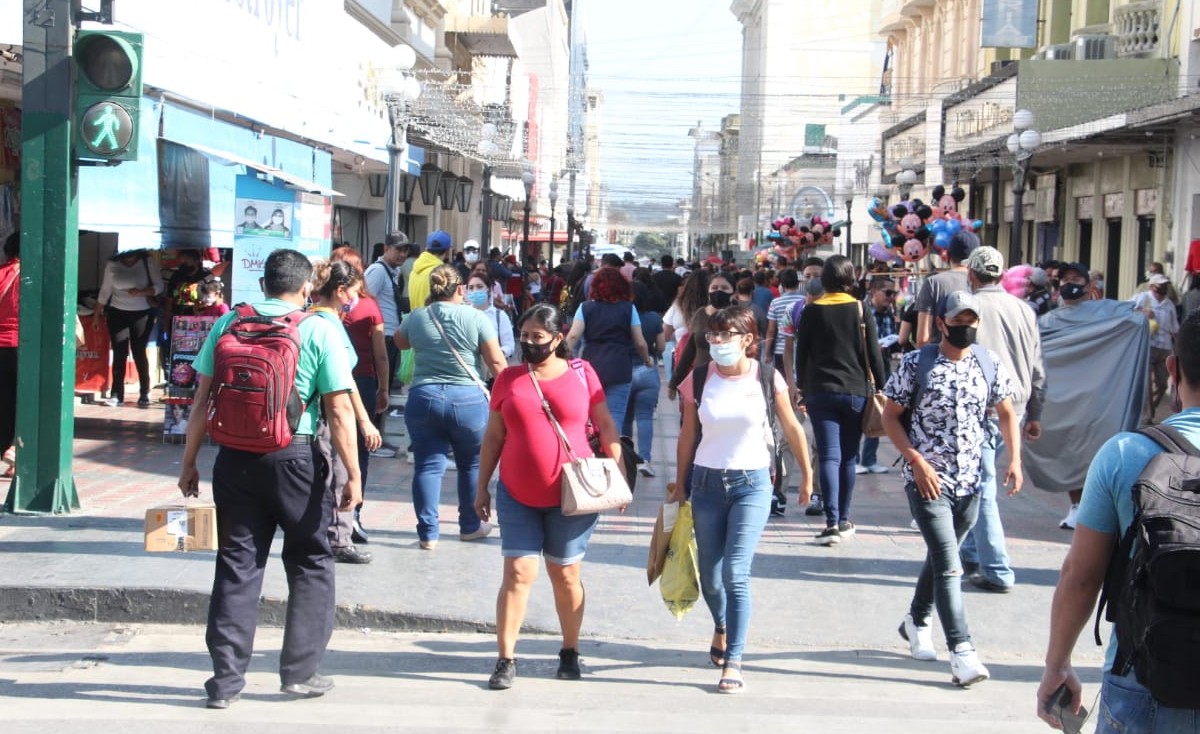 Aumenta movilidad en centro de Tampico por compras de Año Nuevo