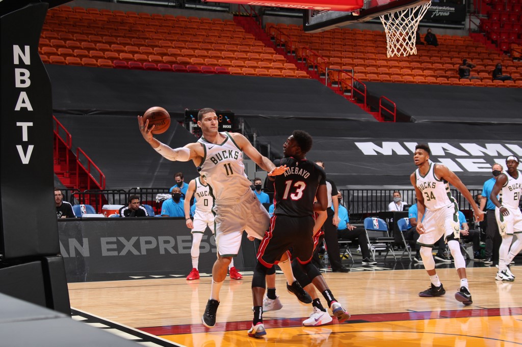 Bucks baten récord de triples en un mismo partido en NBA (AFP)