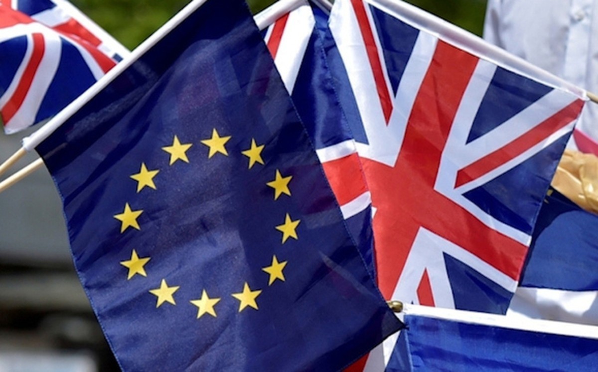 Unión Europea y Reino Unido firman acuerdo comercial post brexit