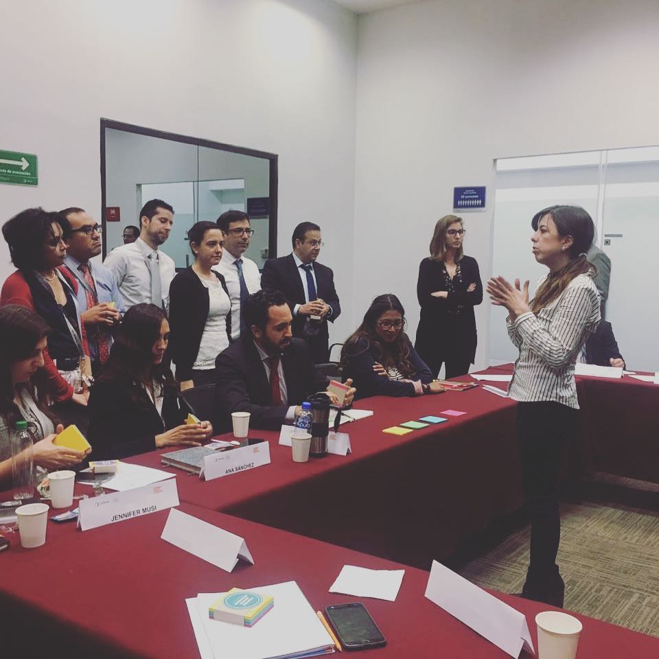 El curso estuvo conformado por un "banco de sesiones" individuales y de coaching grupal asignadas. (Especial)