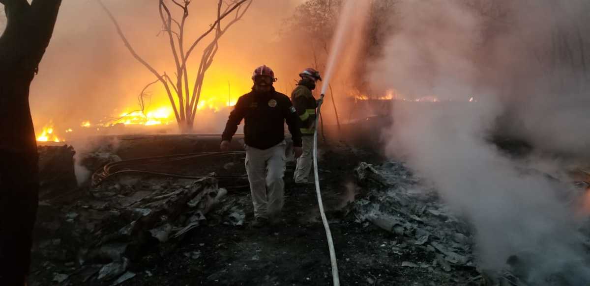 Incendio en cerro de las Mitras. Foto: Especial