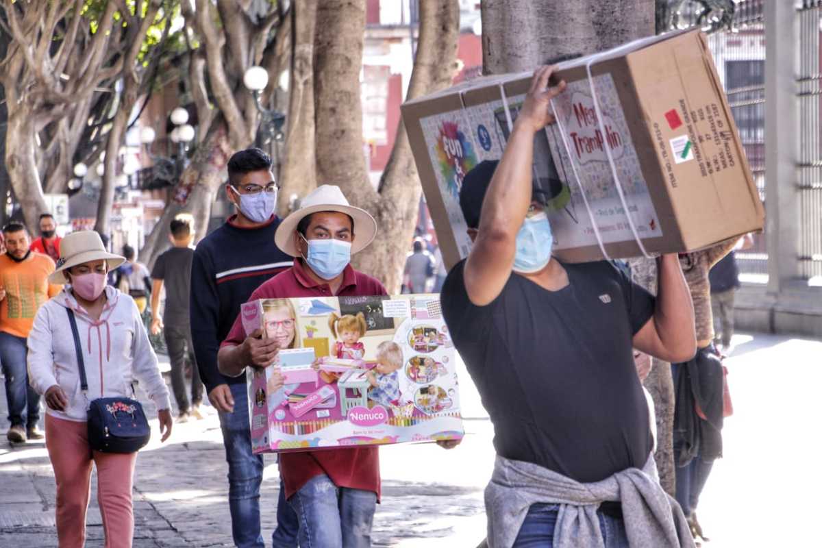 El gobierno del estado permitió al comercio establecido dedicado a la venta de juguetes brindar servicio los días 4, 5 y 6 de enero. (Melanie Torres)