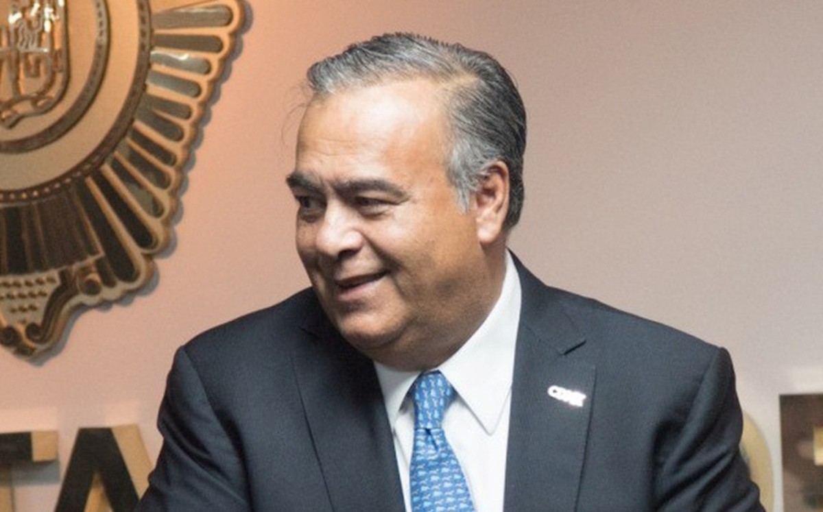 Juez federal otorga amparo a Raymundo Collins contra orden de aprehensión