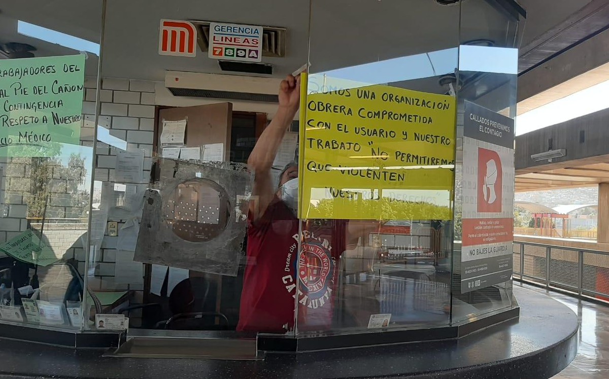 Trabajadores del Metro exigen que se reactive el servicio médico particular.