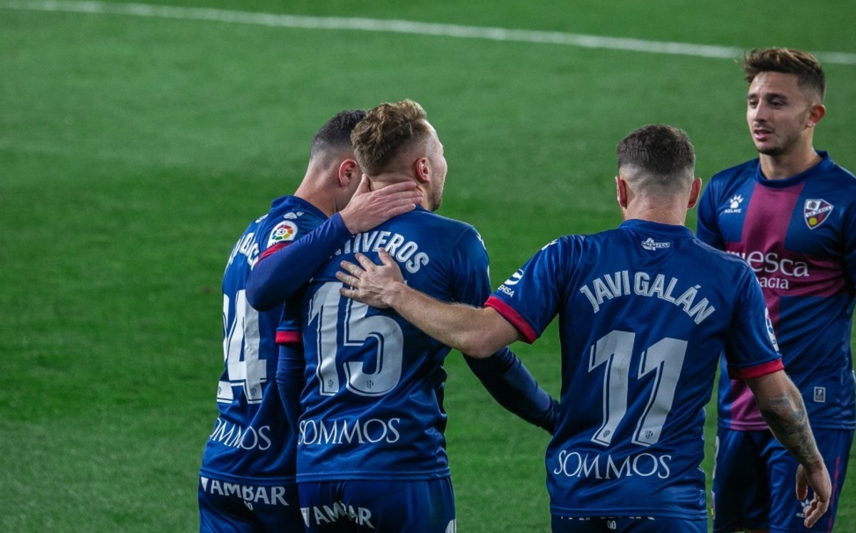 Javi Ontiveros dedica gol a su abuela que tiene covid-19 (www.sdhuesca.es)