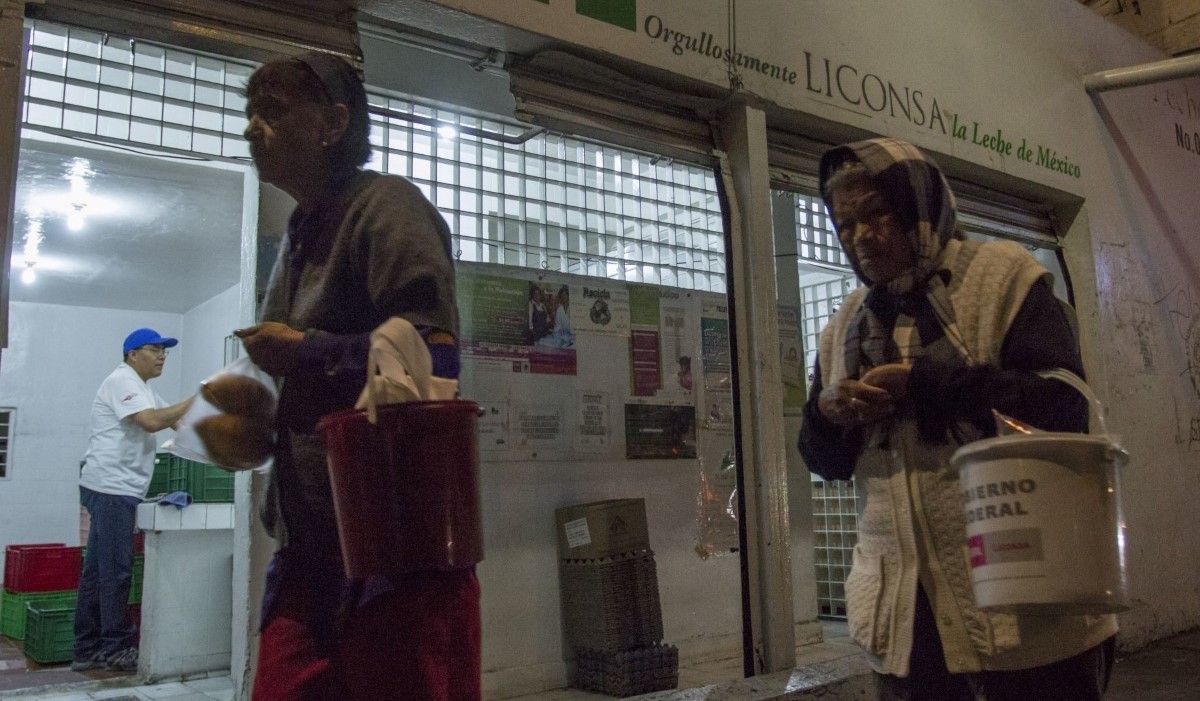 Usuarios reportan desabasto en centros Liconsa de CdMx y Edomex. | Cuartoscuro