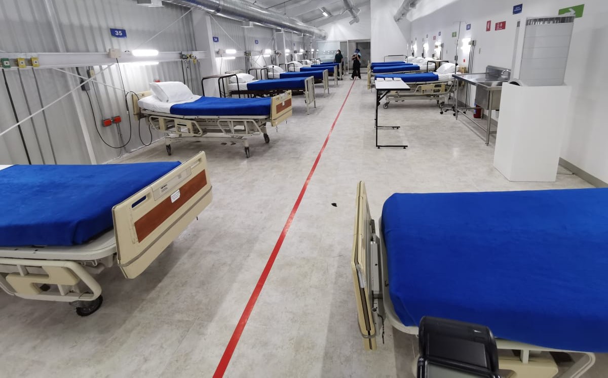 Camas para atender a pacientes covid-19 en hospital de Nuevo Laredo. (Ricardo Hernández)