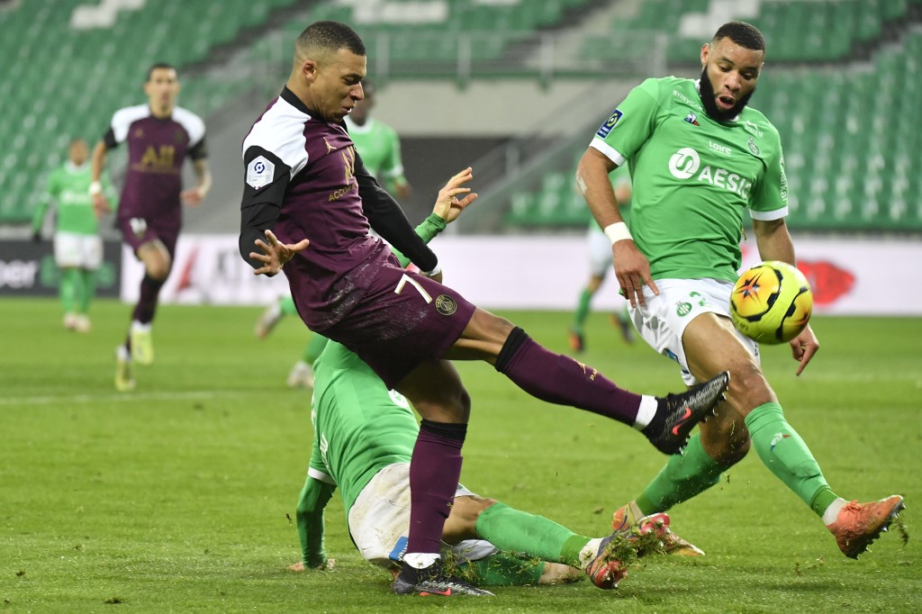PSG y Pochettino no pasan del empate contra el Saint Etienne (AFP)