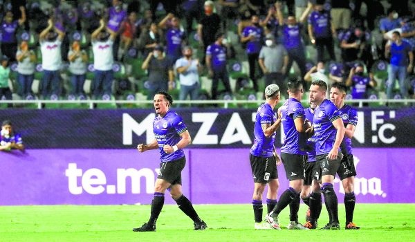 Solo tres estadios han recibido público durante la emergencia sanitaria.