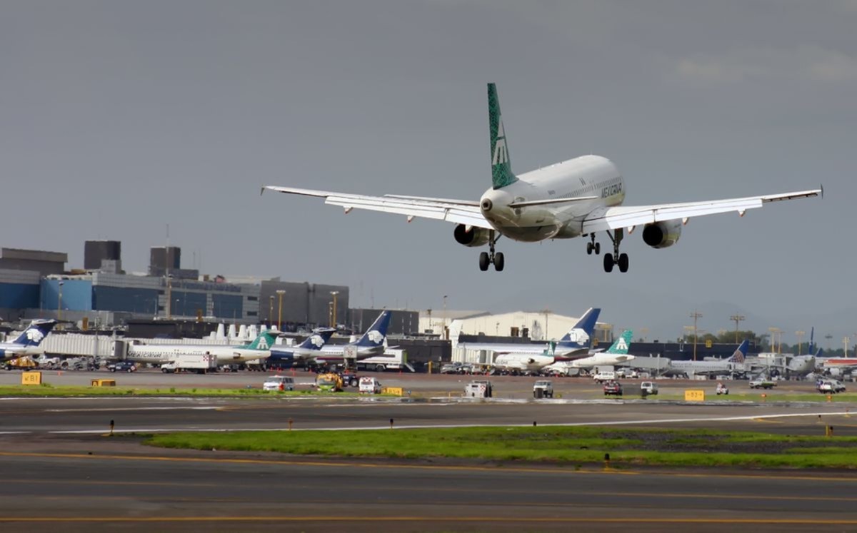 Gobierno invertirá 118 mdp en mejoras para aeropuerto internacional de CdMx