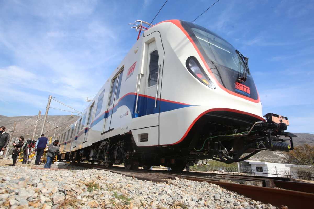 Línea 3 del Metro de Nuevo León. Foto: Raúl Palacios