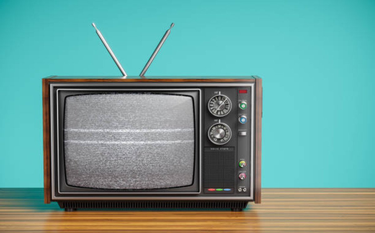 Una vieja televisión dejaba sin internet a una población en Gales. (Openreach).