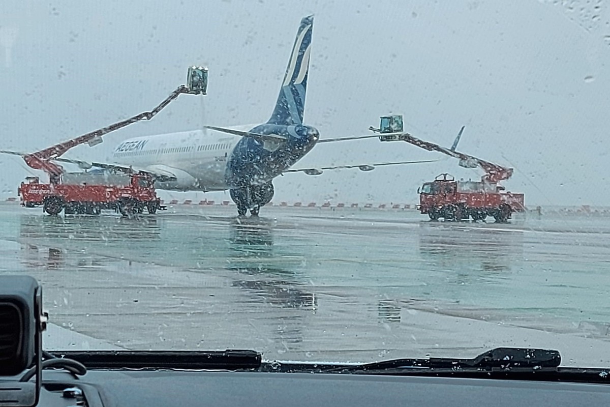 El aeropuerto de Madrid-Barajas cerró esta noche. (Tomada de @aena)