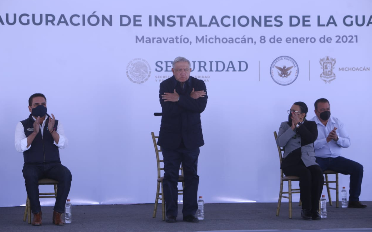 El Presidente inició su gira del fin de semana en Michoacán, donde habló sobre la seguridad. (Ariana Pérez)