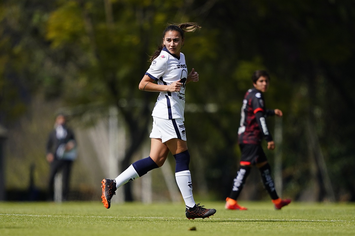 Dinora Garza, jugadora de Pumas Femenil (Imago7)