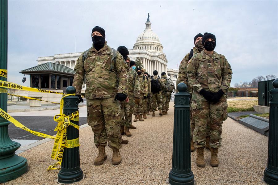 La Guardia Nacional de Estados Unidos empezó a se desplegada en todo Washington D.C.