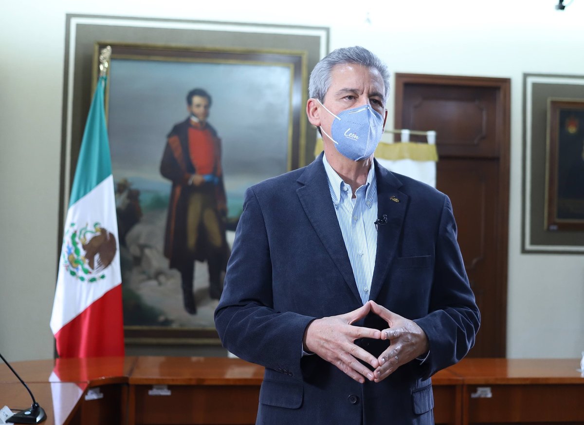 Héctor López Santillana, alcalde de León