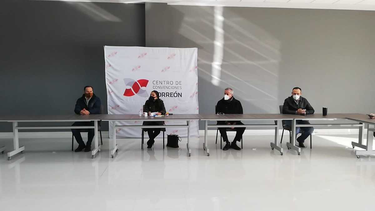 El gremio médico resaltó el avance en el proceso de vacunación en Coahuila. (Luis Alberto López)