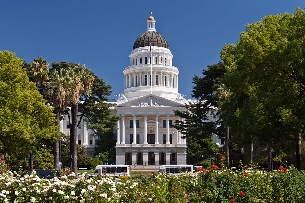 Preparan Capitolio de California para posibles protestas violentas, Foto: Rolf Schulten/ullstein bild via Getty Images