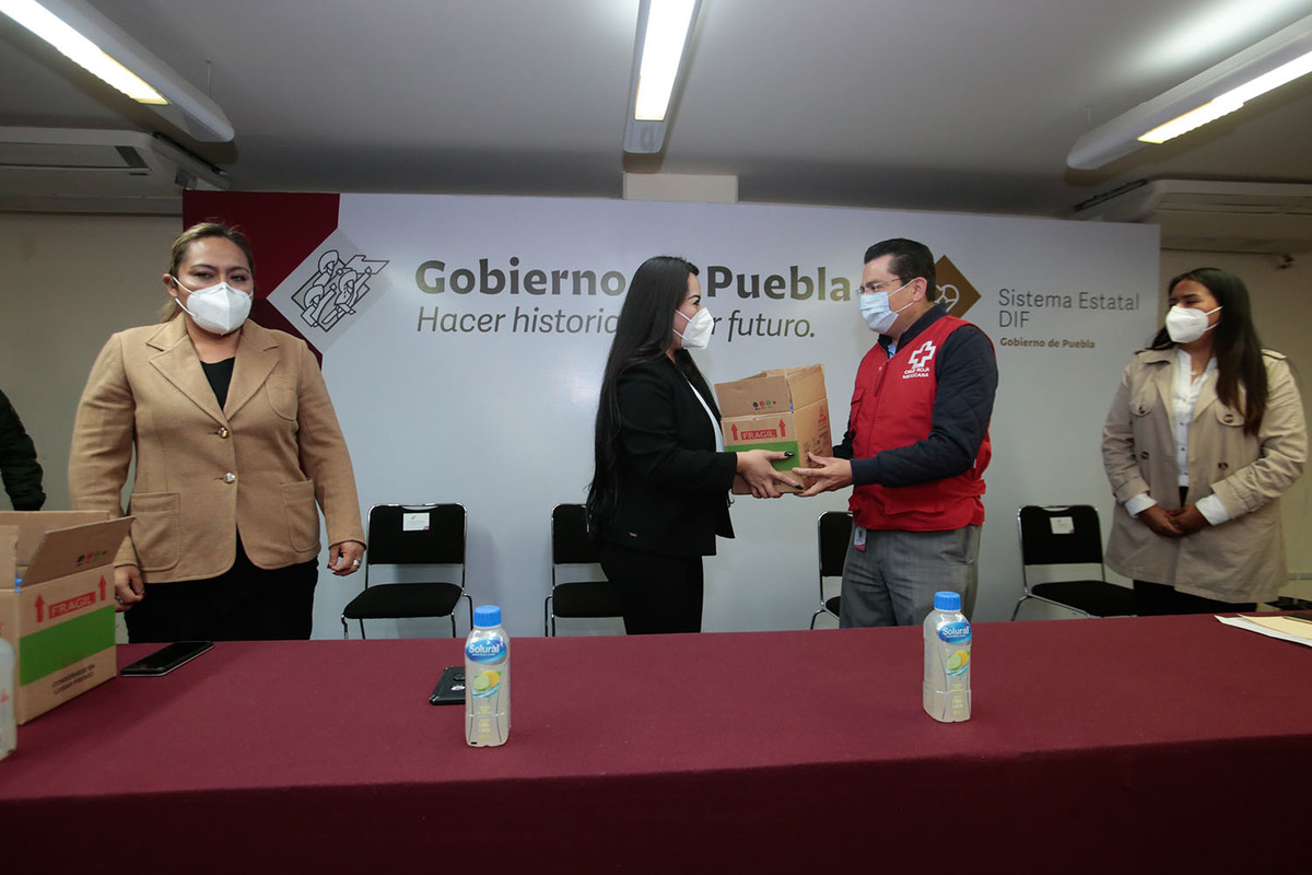 Concluye SEDIF entrega de 50 mil sueros. (Especial)
