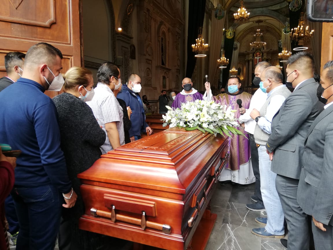 Despiden a diputado Acosta Cano (Dany Béjar)