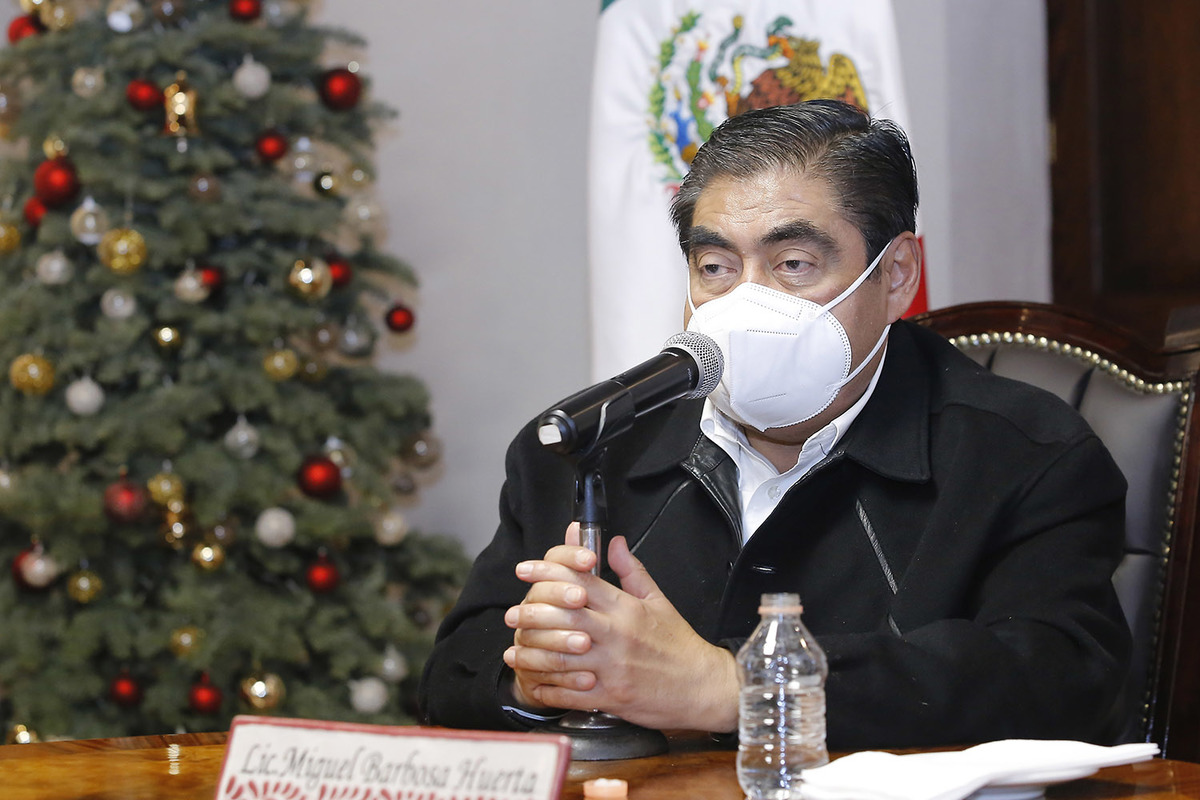 Miguel Barbosa Huerta, gobernador de Puebla. (Especial)