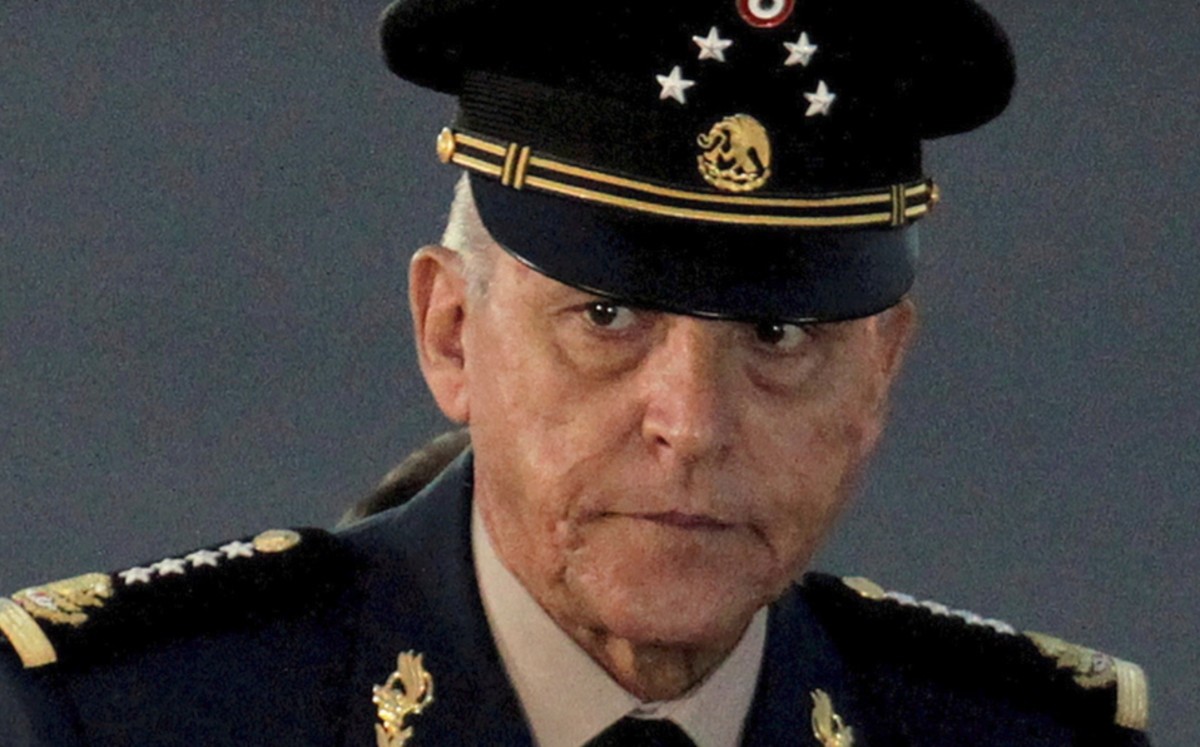 Abrir expediente de la DEA sobre caso Cienfuegos podría acarrear problemas legales