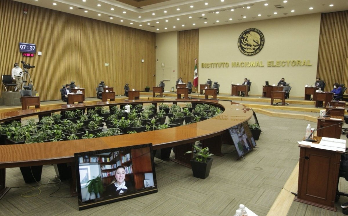 Ambos cambios fueron aprobados por unanimidad de los consejeros electorales. (Cuartoscuro)