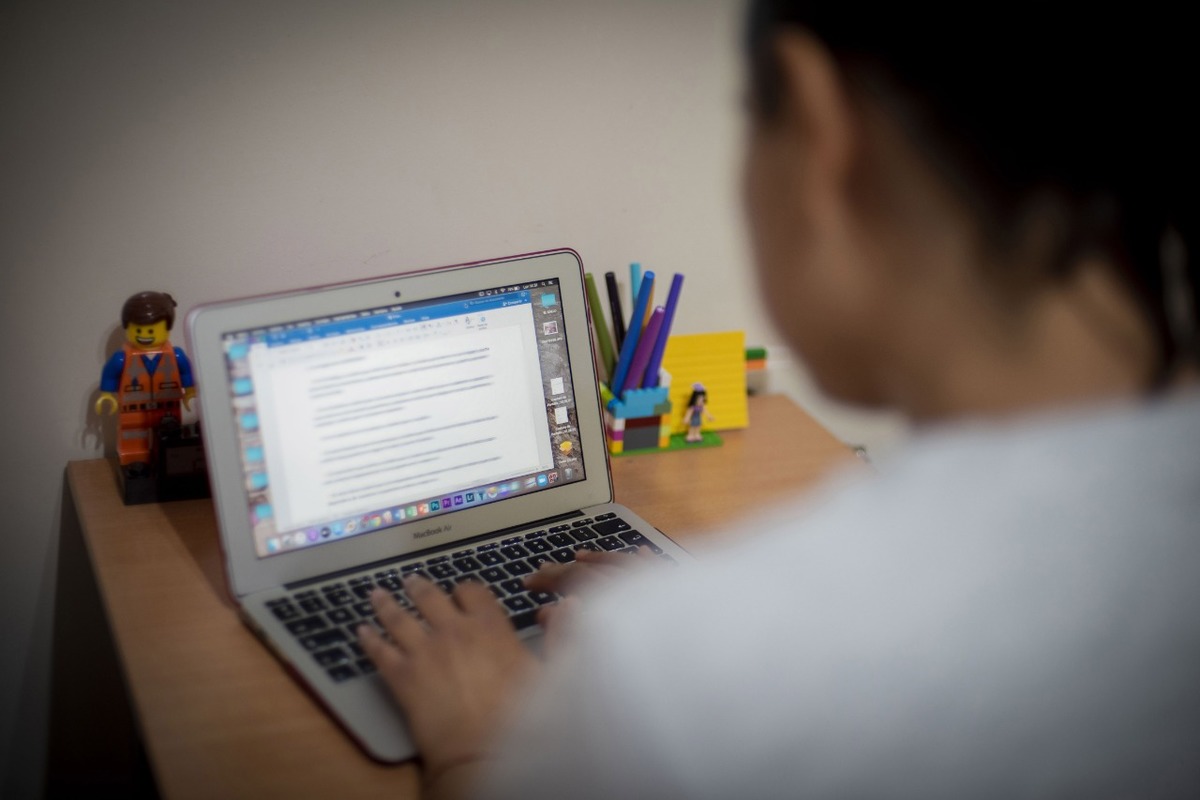 Comienzan clases a distancia. (Especial)