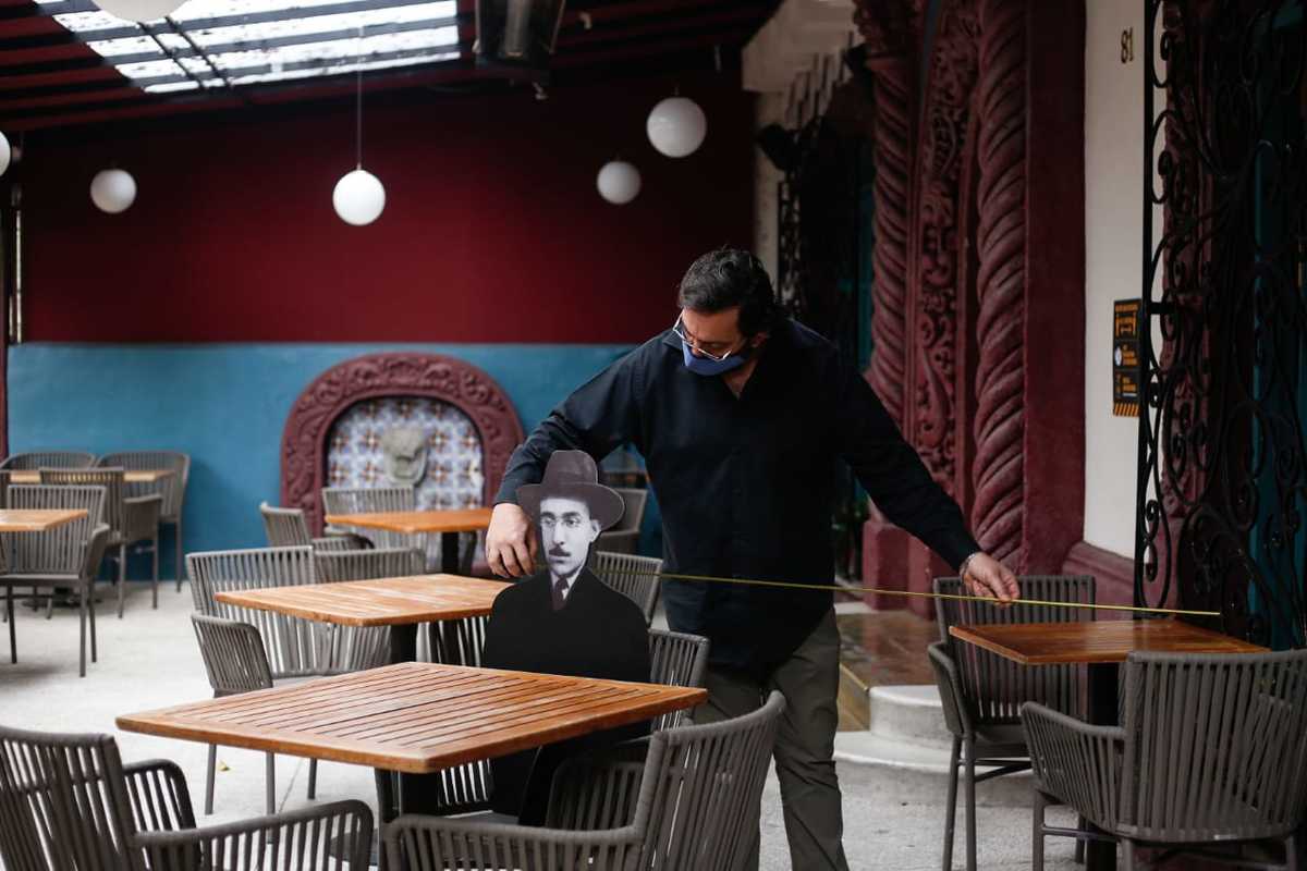 Restaurantes de Polanco se preparan para la inspección previa a la apertura que realizarán autoridades. (Araceli López)