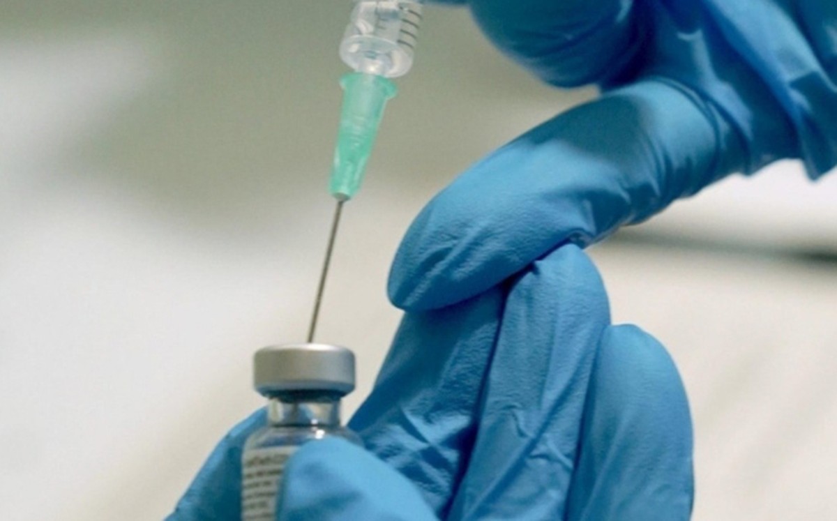 En CdMx avanza aplicación de vacuna anticovid a personal de salud