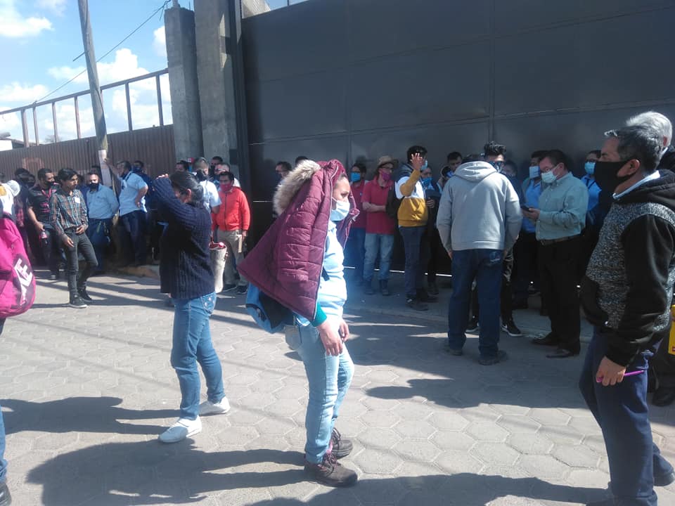 Empleados de la empresa “Levic” se manifestaron. (Adolfo Tenahua)