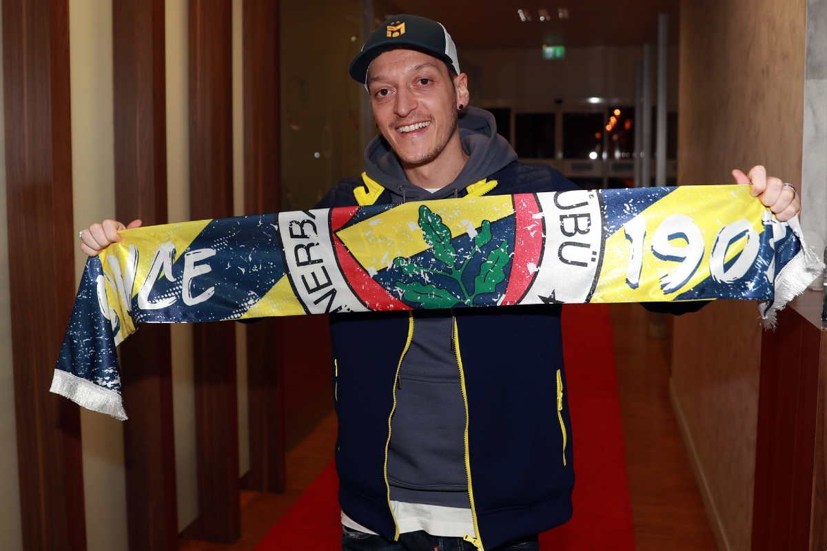 Mesut Ozil jugará en el Fenerbahce (AFP)