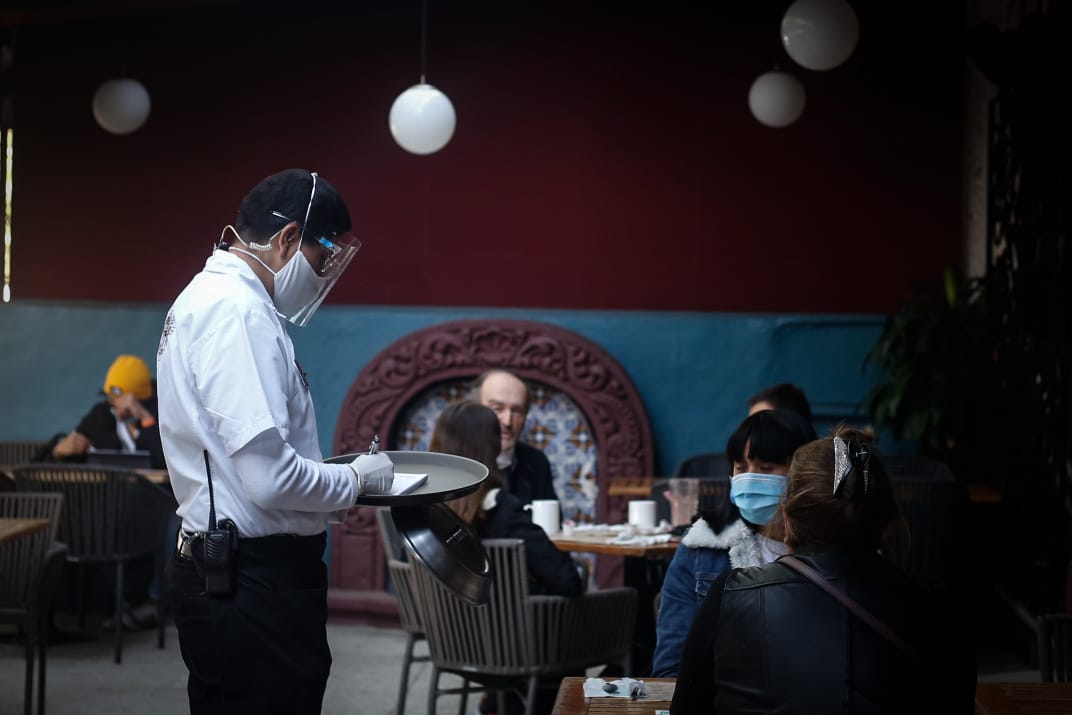 Personal de restaurantes acusa pérdidas económicas devastadoras./ Araceli López