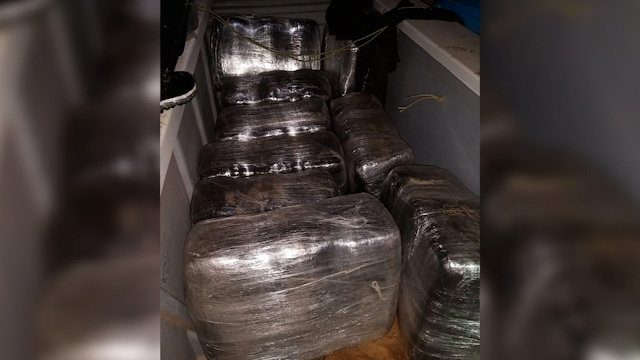 Decomisan 62 paquetes con presunta droga en costa de Baja California Sur